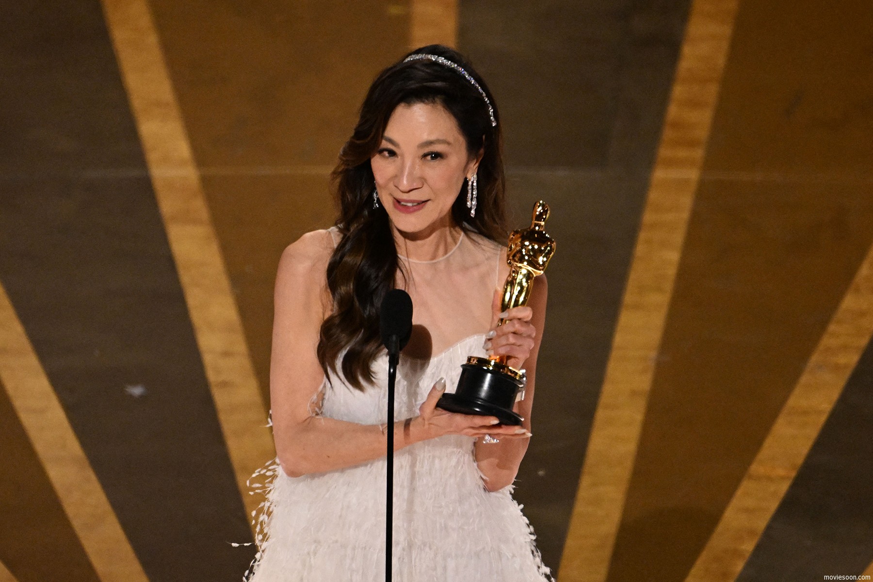 best-actress-michelle-yeoh-2