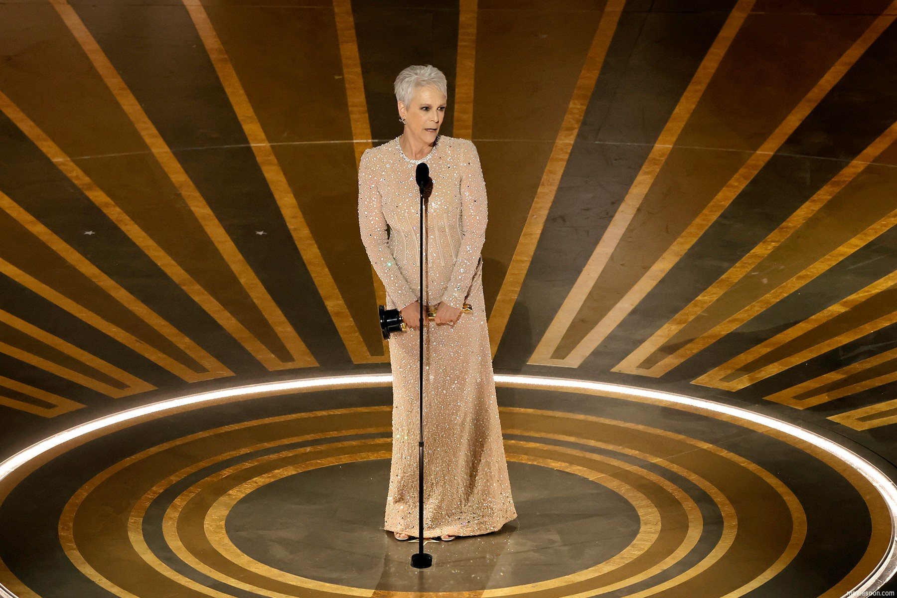 oscars-jamie-lee-curtis-1